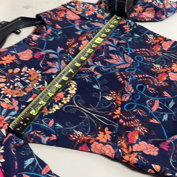 Fury floral dress , mid length , fitted at the bust. Sz s - Picture 4 of 5